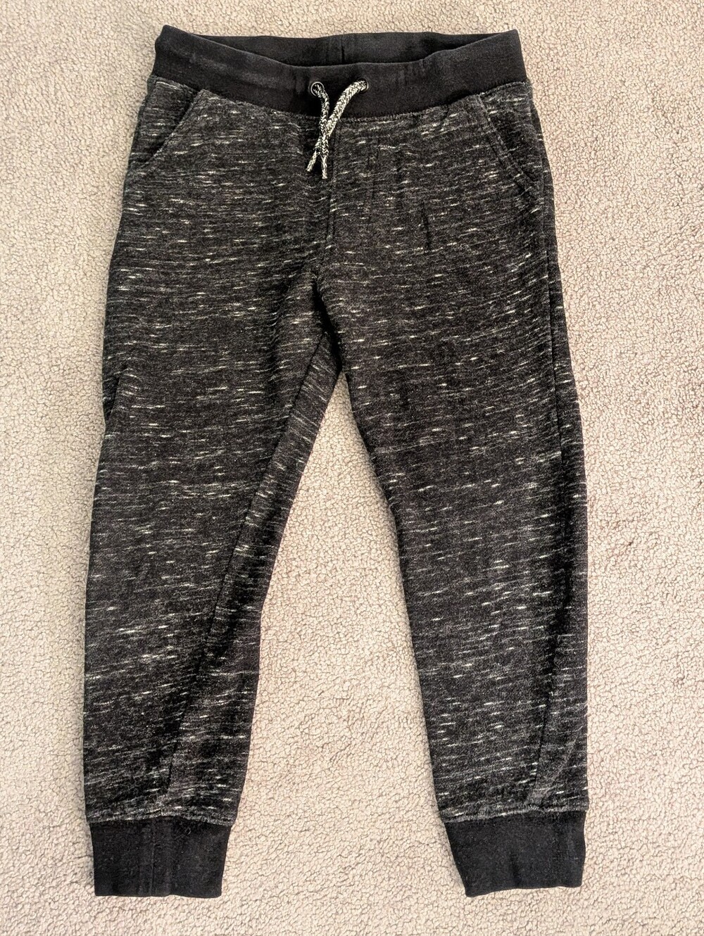 H&M black space dye sweatpant joggers, size 6x